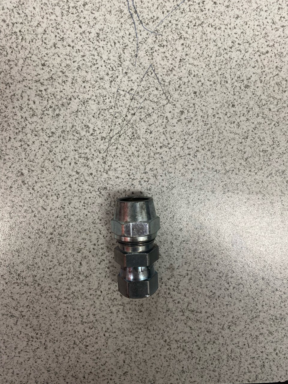 Bedford 1/4" Hose Fitting x 1/4" NPS(f) (12-304-B)