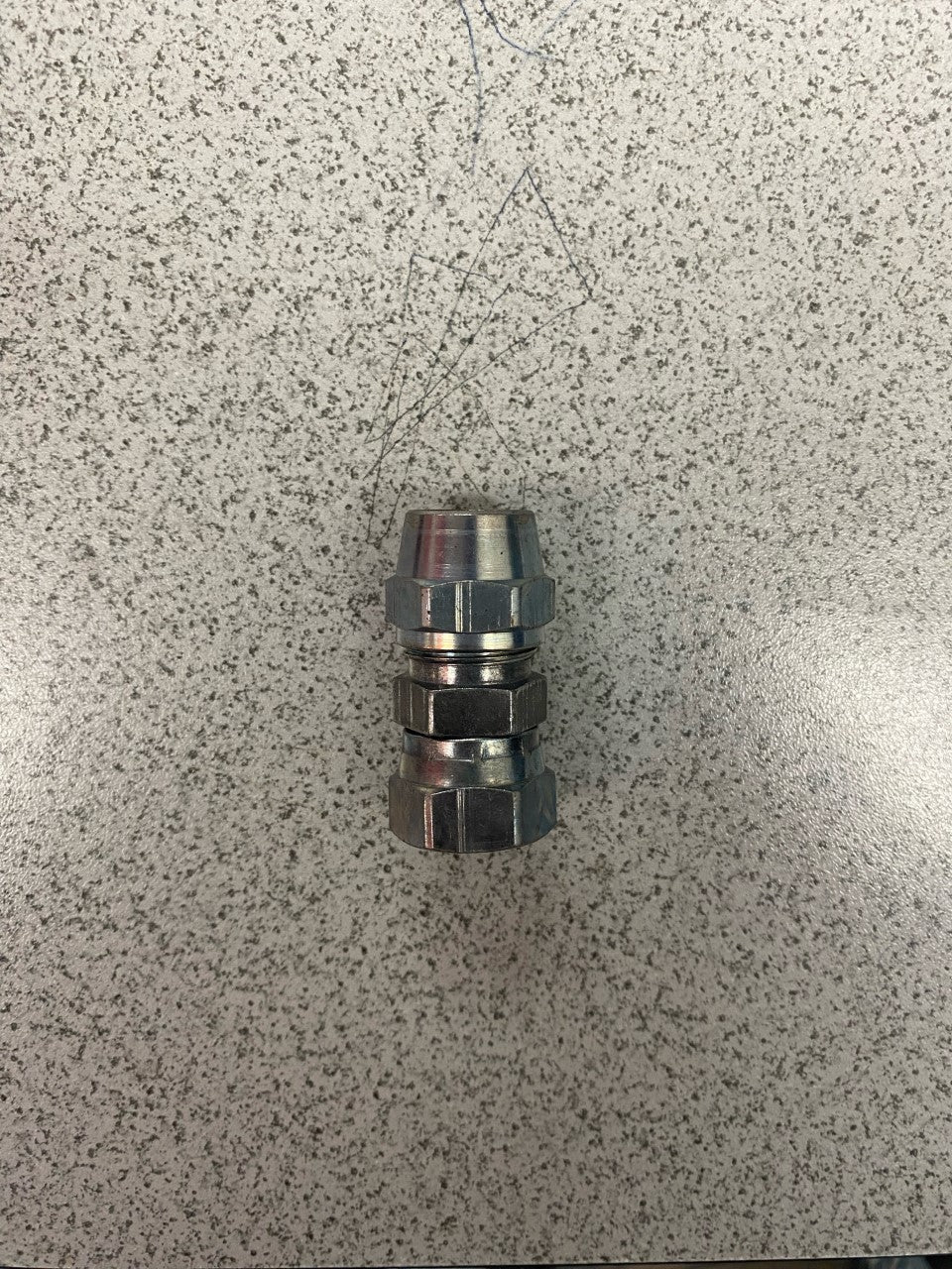 Bedford 1/4" Hose Fitting x 3/8" NPS(f) (12-306-B)